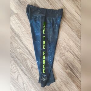 Star Wars workout Capri/cropped leggings Size L